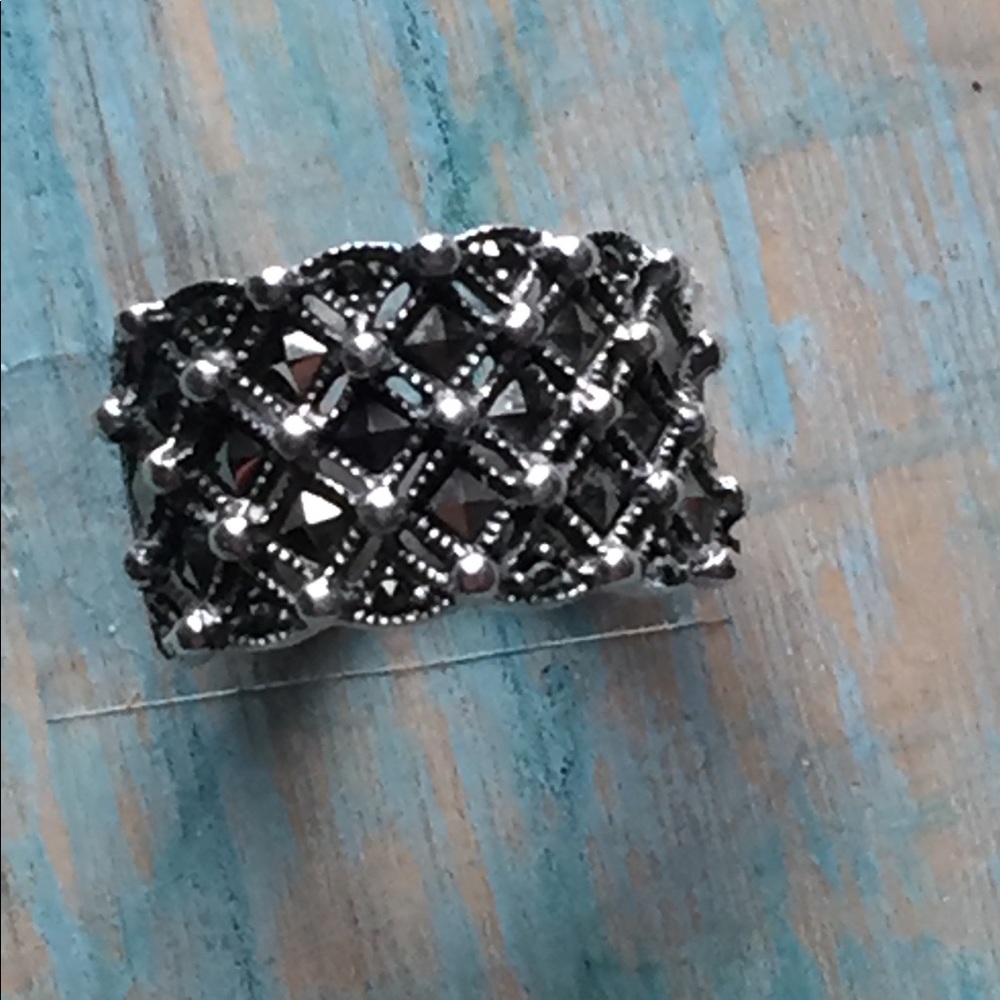 Sterling silver band ring